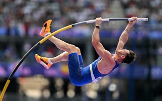 Anthony Ammirati of Team France men&#39;s pole vault